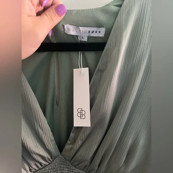 Baltic Born Prague Satin Maxi Dress Eucalyptus Size Large - Picture 5 of 10